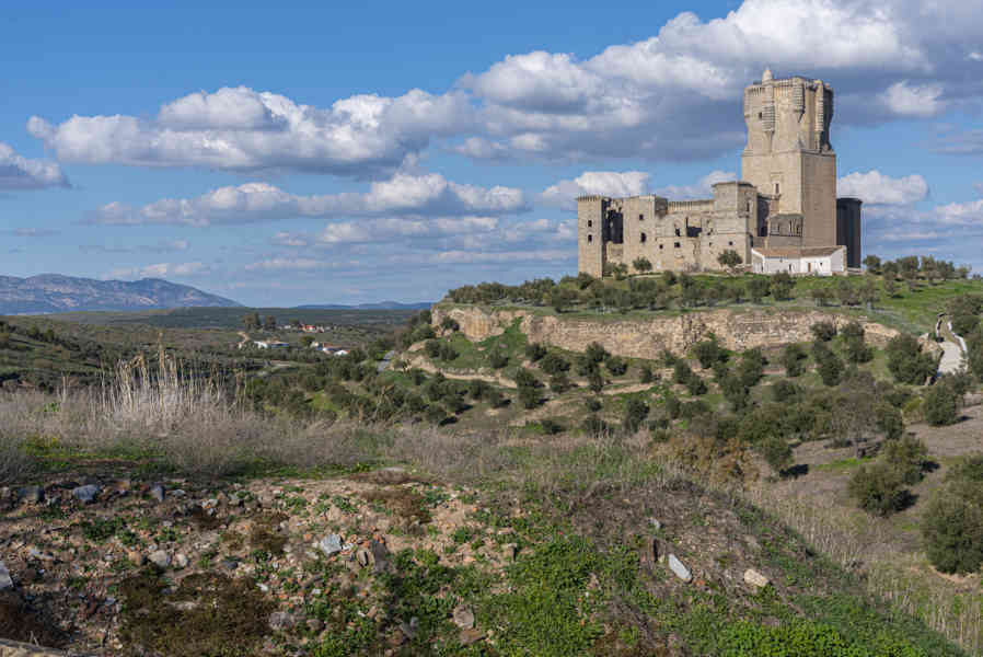 Córdoba - Belálcazar - castillo de los Sotomayor y Zuñiga 01 .jpg